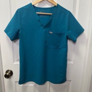 FIGS Women’s Catarina Scrub Top, Teal / Blue, Small, V Neck